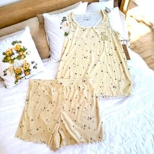 NWT Rae Dunn Super Cute And Soft Ribbed Texture ‘BEE KIND’ Pale Yellow